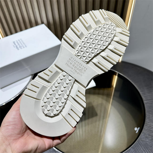 Ma1s0n Marg*e1a Sneaker 108