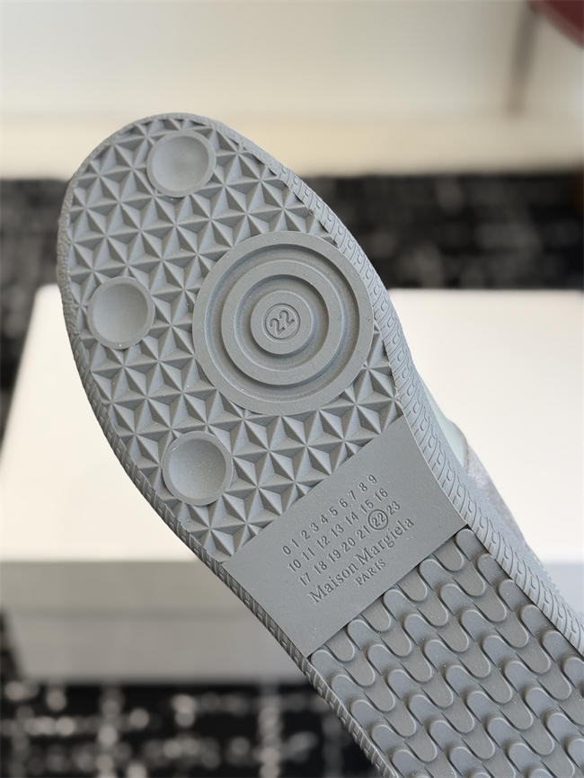 Ma1s0n Marg*e1a Sneaker 110
