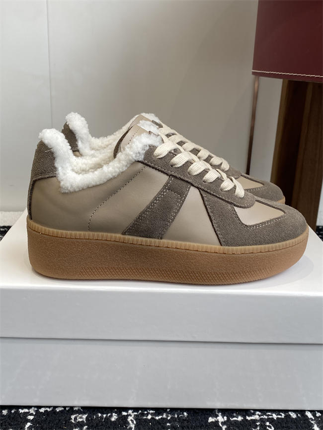 Ma1s0n Marg*e1a Sneaker 120