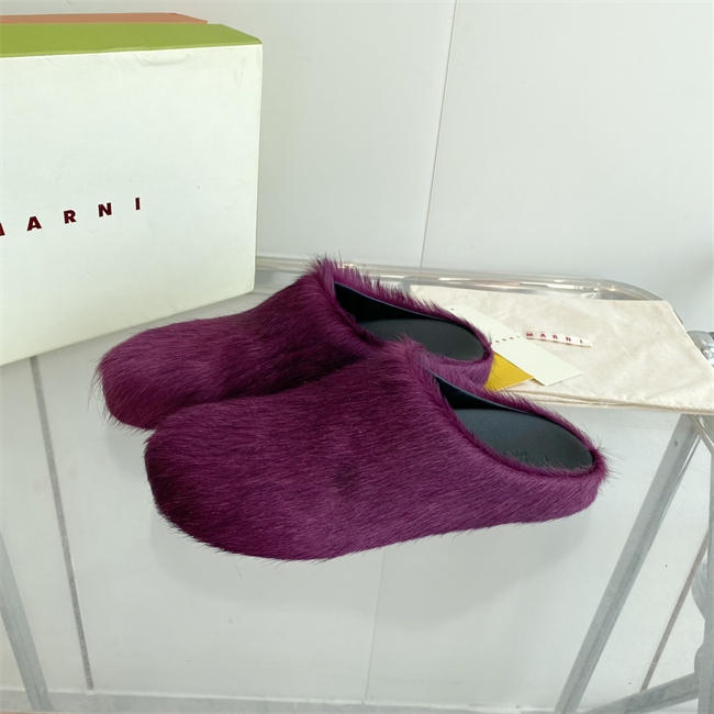 Ma*n1 Slipper
