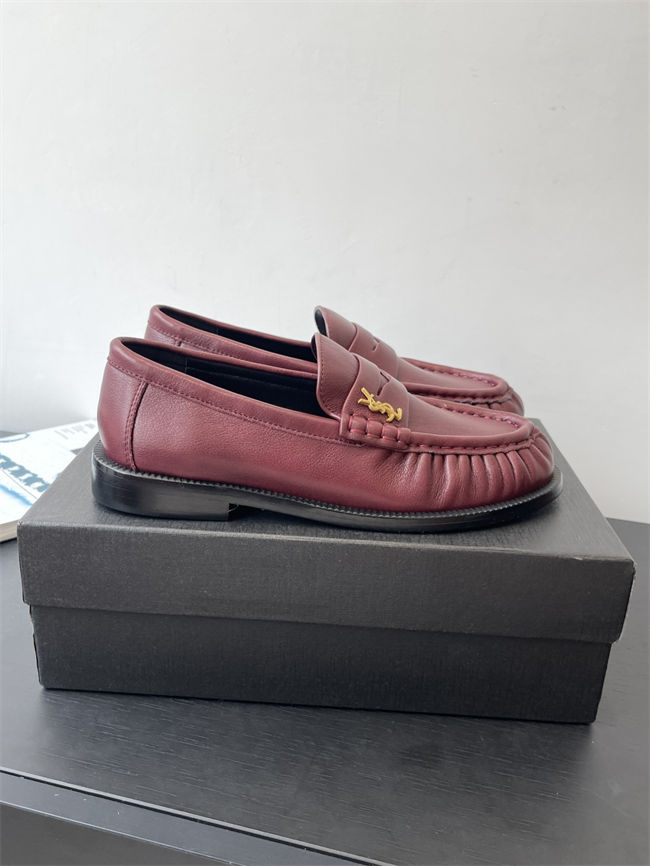 Y51 Loafer 003