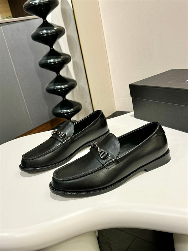 Y51 Loafer 017