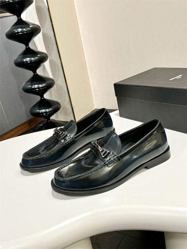 Y51 Loafer 018