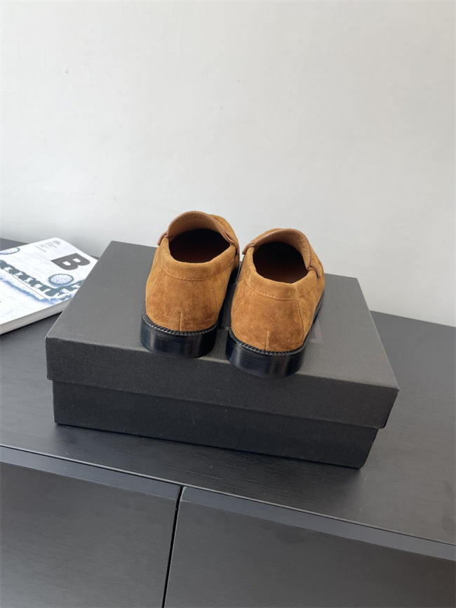 Y51 Loafer 008