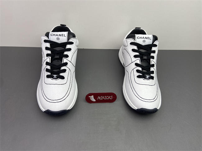 Chanal Sneakers