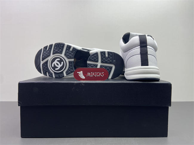 Chanal Sneakers