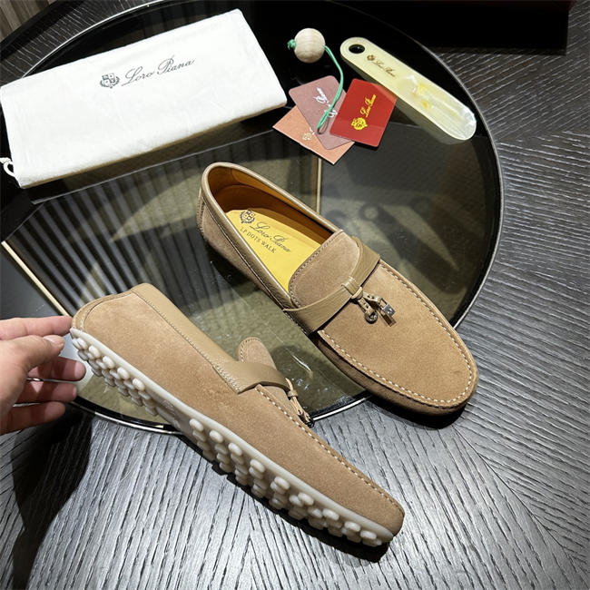 L0r0 P1ana Loafer