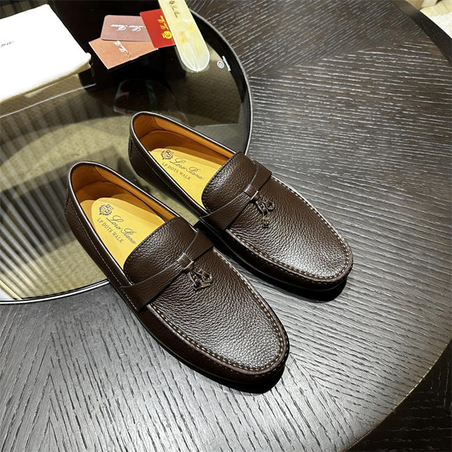 L0r0 P1ana Loafer