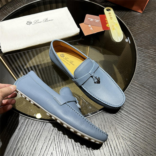 L0r0 P1ana Loafer
