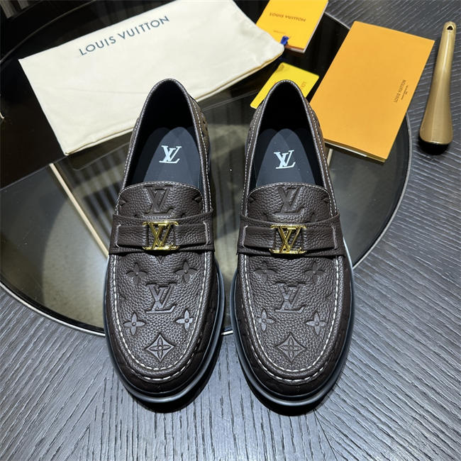 Lv Loafer084