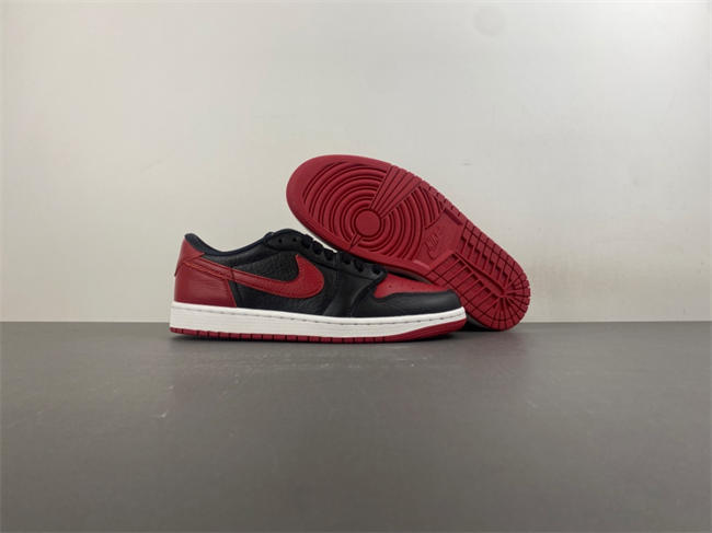 Air Jordan 1 Low OG “Banned” IW6276-001