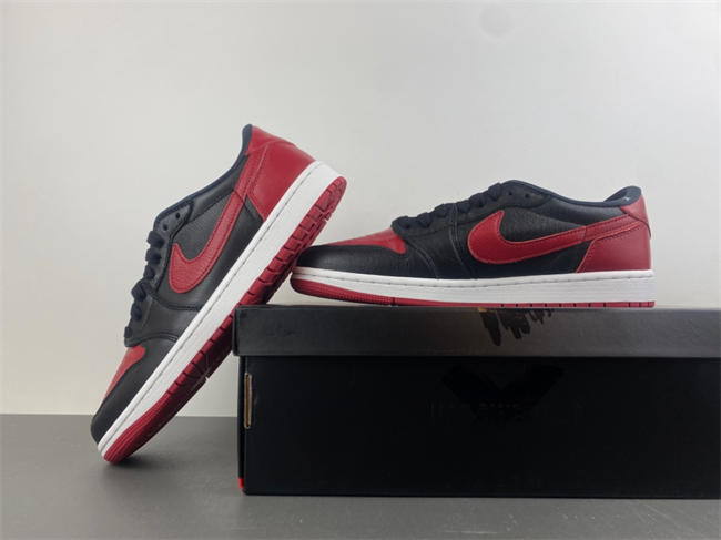 Air Jordan 1 Low OG “Banned” IW6276-001