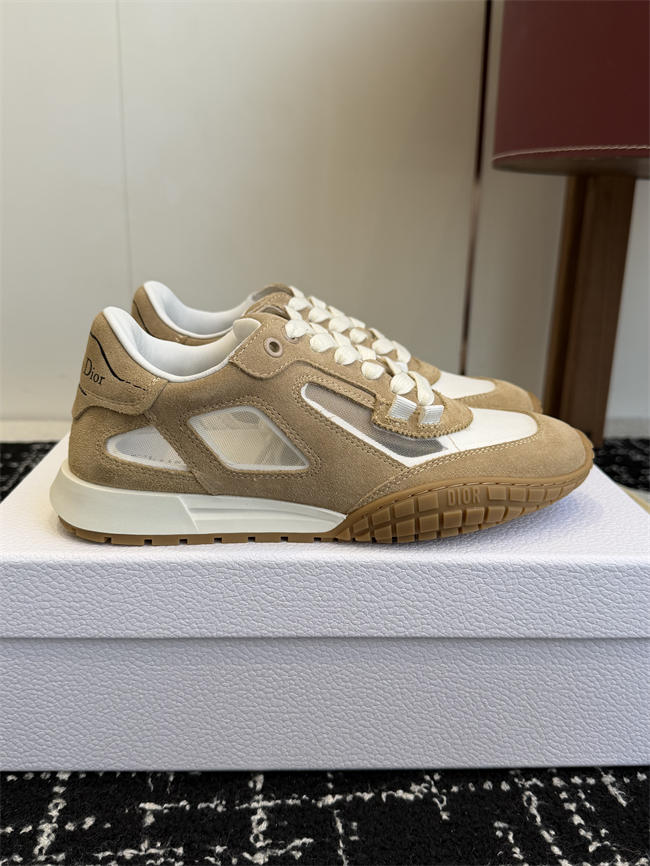 D10r Tech Sneaker