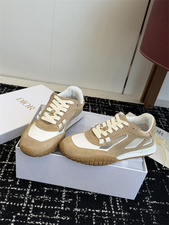D10r Tech Sneaker