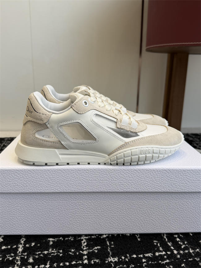 D10r Tech Sneaker