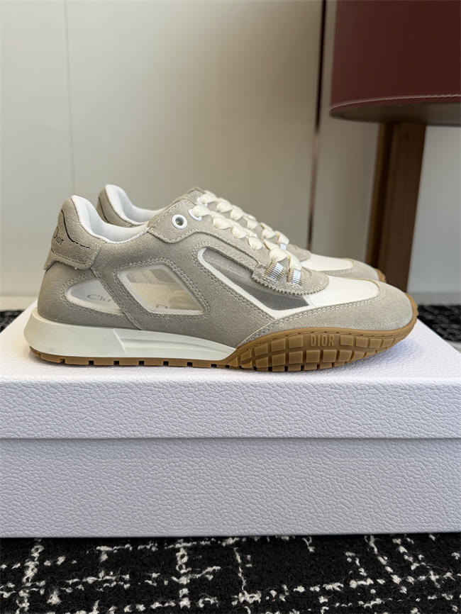 D10r Tech Sneaker