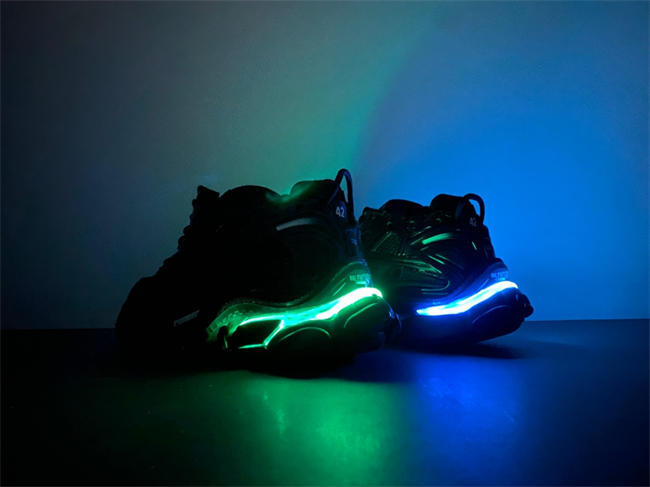 Ba1en*iaga RUNNER LED