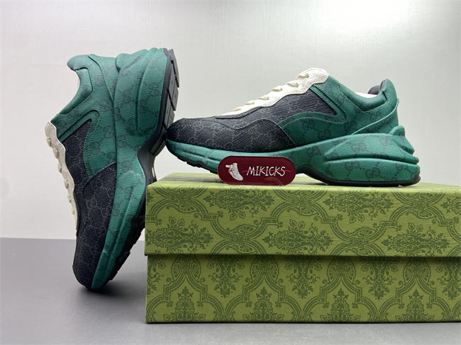 Gvc*1 Sneaker