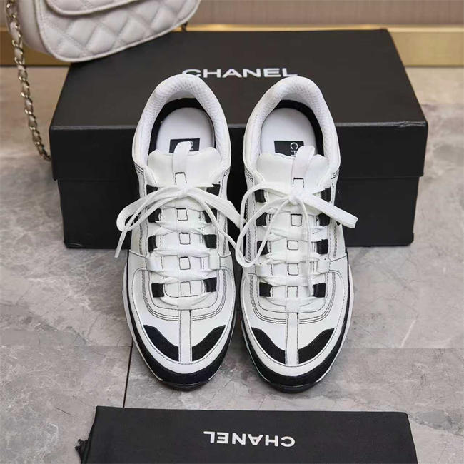 Chanal Sneakers