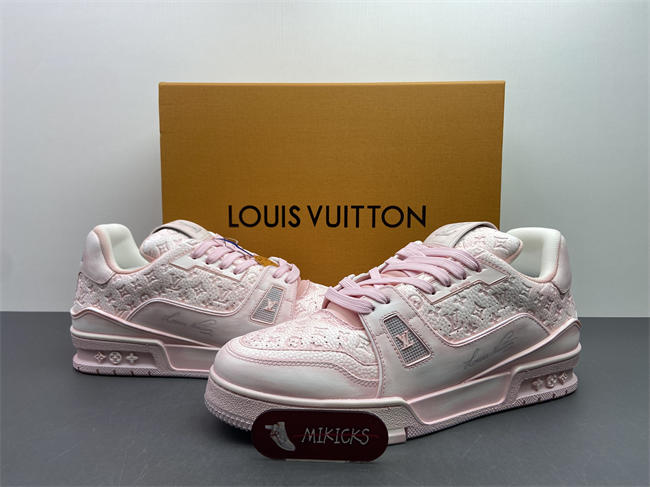 LV Trainer Sneaker