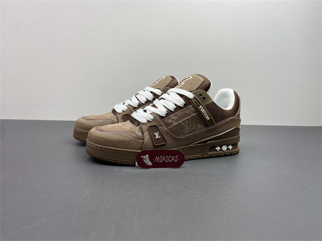 LV Trainer Sneaker