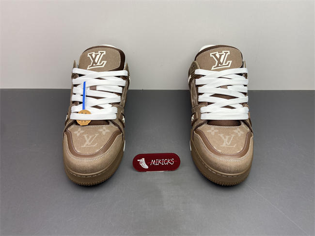 LV Trainer Sneaker