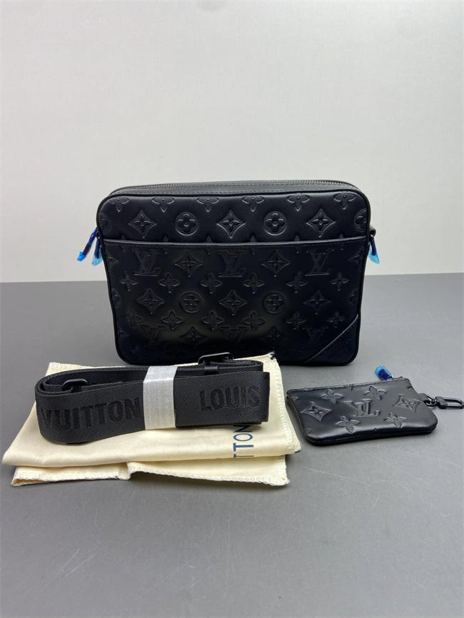 L0vis Vvtt0n Duo Messenger Bag