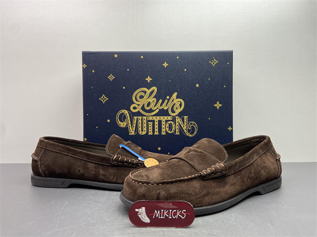 Lv Loafer091