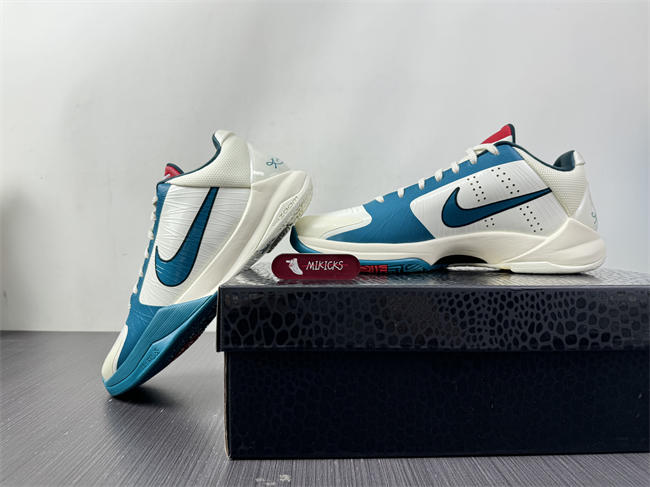 Caitlin Clark x Nike Kobe 5 Protro IZ1852-100