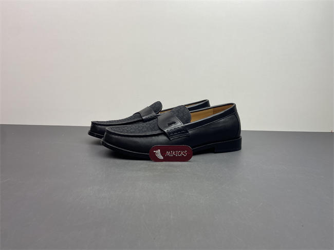 D10r Loafer
