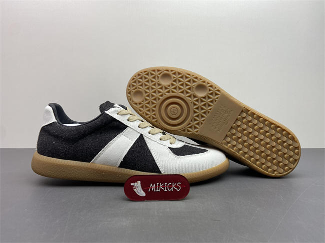 Ma1s0n Marg*e1a Sneaker 111