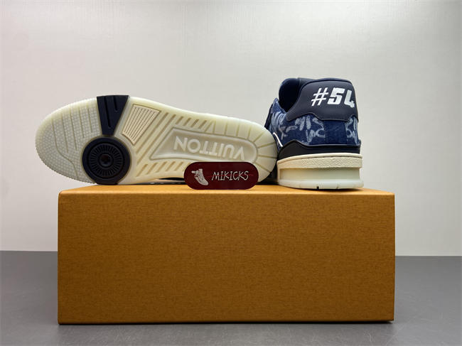 LV Trainer Sneaker