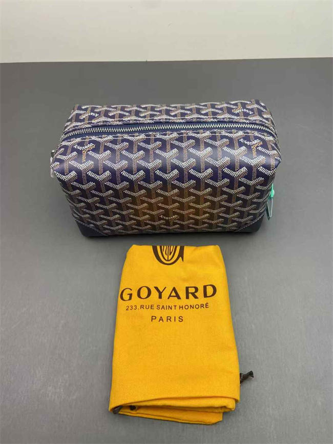 G09ard Bowling 25 Toiletry Bag