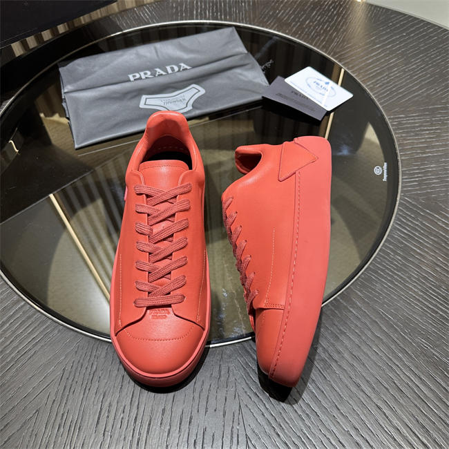 Pra*a Sneaker072