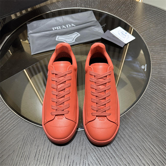 Pra*a Sneaker072