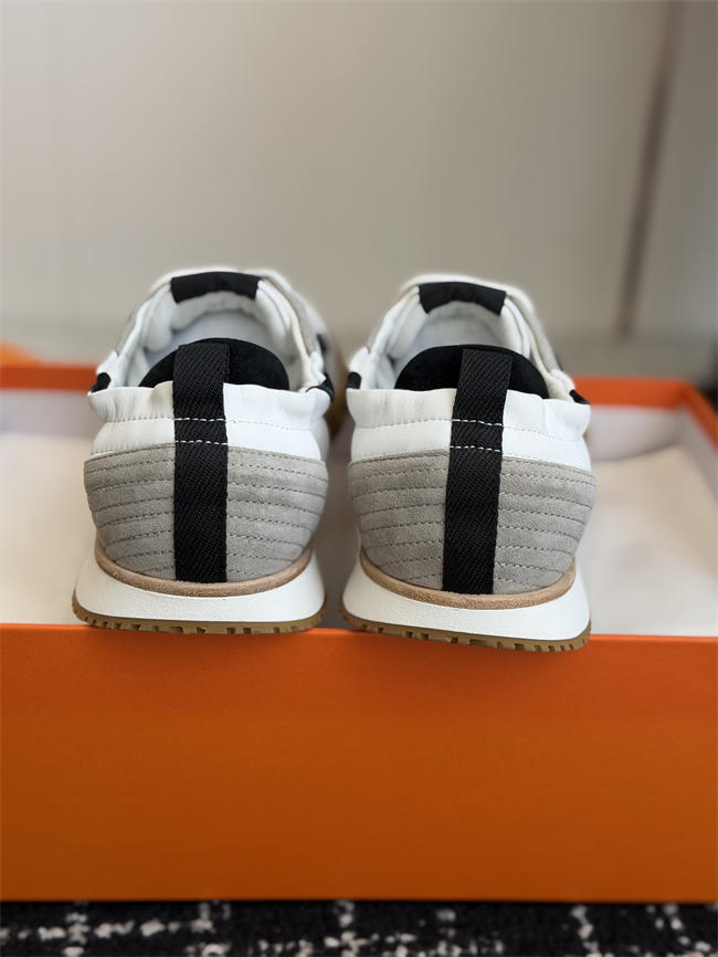 HER MES Sneaker