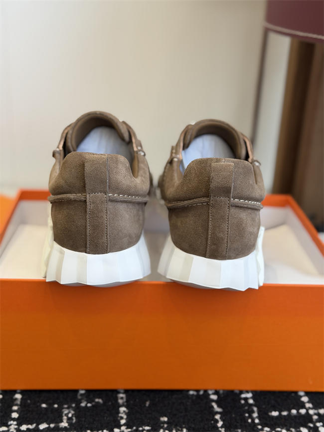 HER MES Sneaker