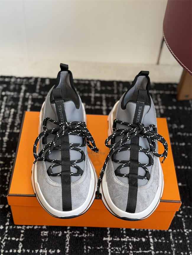 HER MES Sneaker