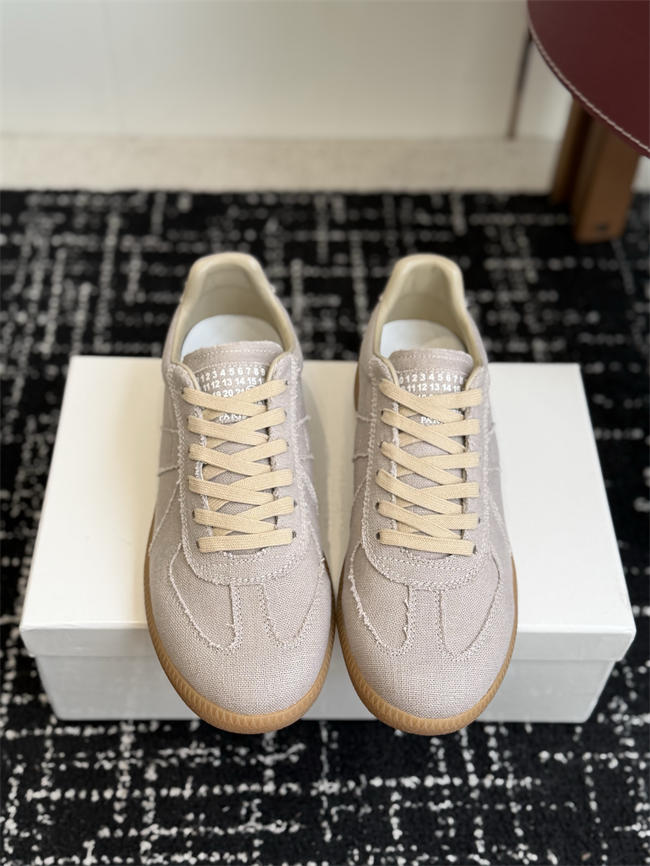 Ma1s0n Marg*e1a Sneaker 180