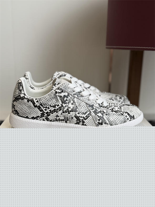 Ma1s0n Marg*e1a Sneaker 196