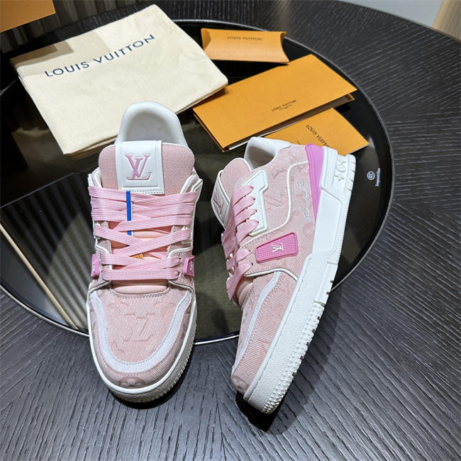 LV Trainer Sneaker