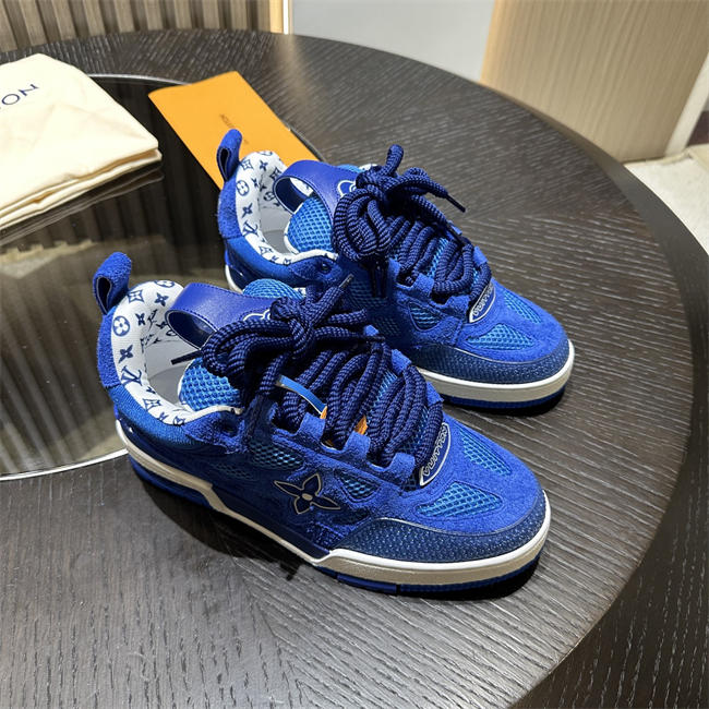 Lv Trainer Sneaker