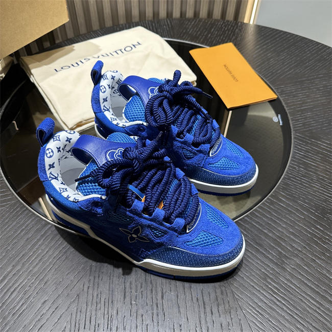 Lv Trainer Sneaker