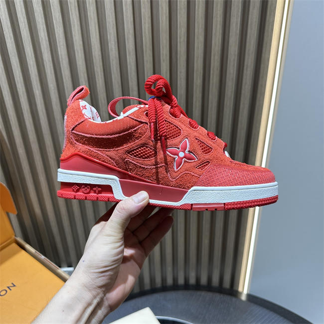 Lv Trainer Sneaker