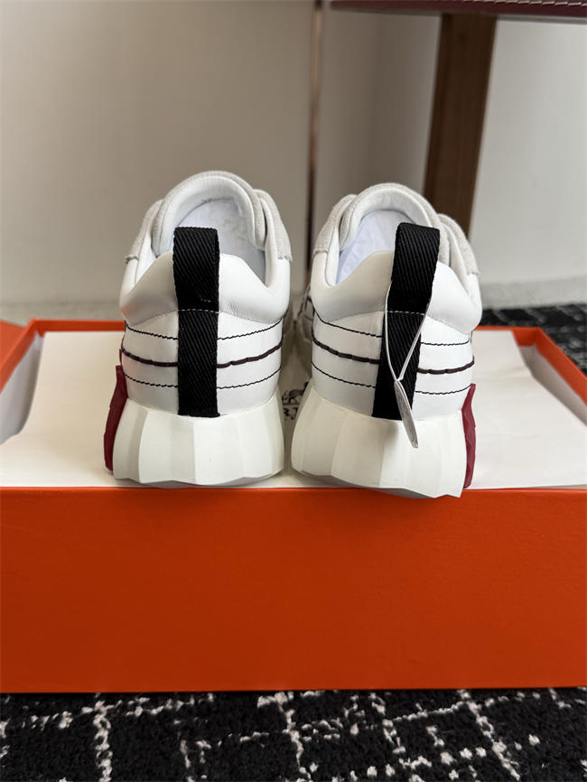 HER MES Sneaker