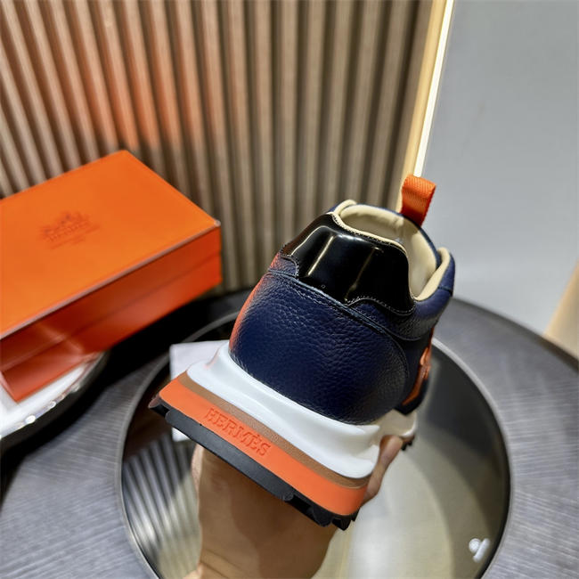 HER MES Sneaker