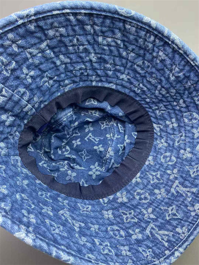 LV De*1m Bucket Hat