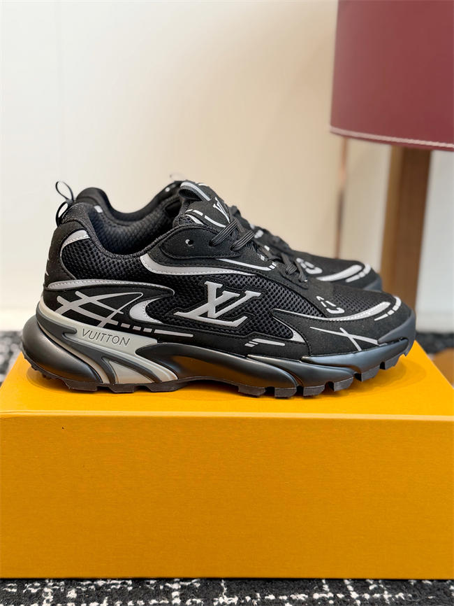 LV Tatic Runner