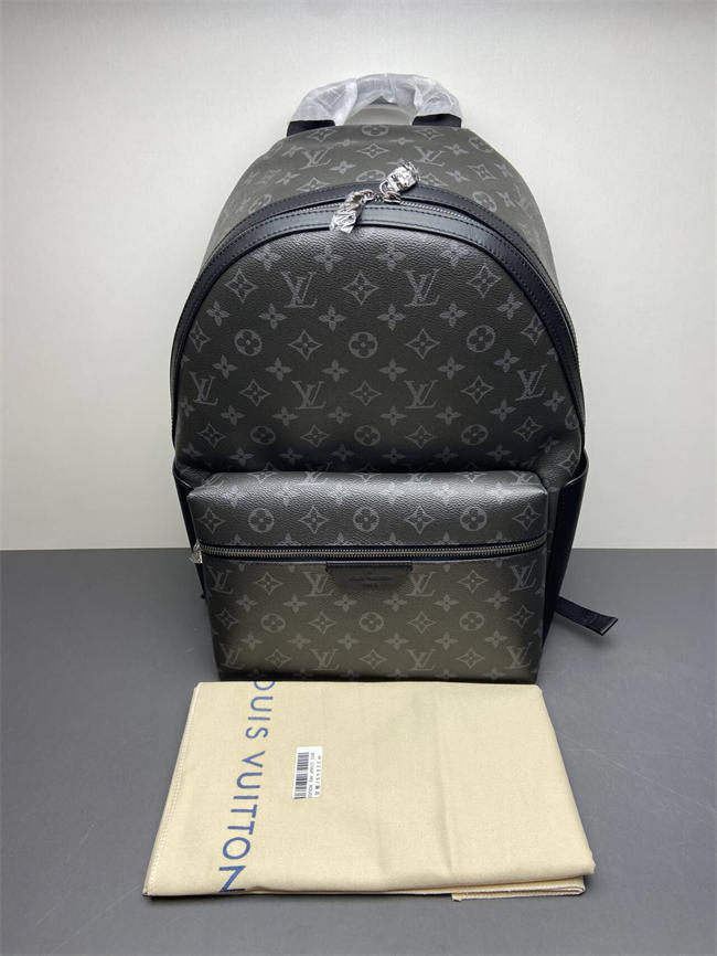 Discovery Backpack MM Monogram Eclipse