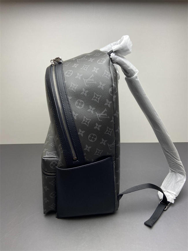 Discovery Backpack MM Monogram Eclipse